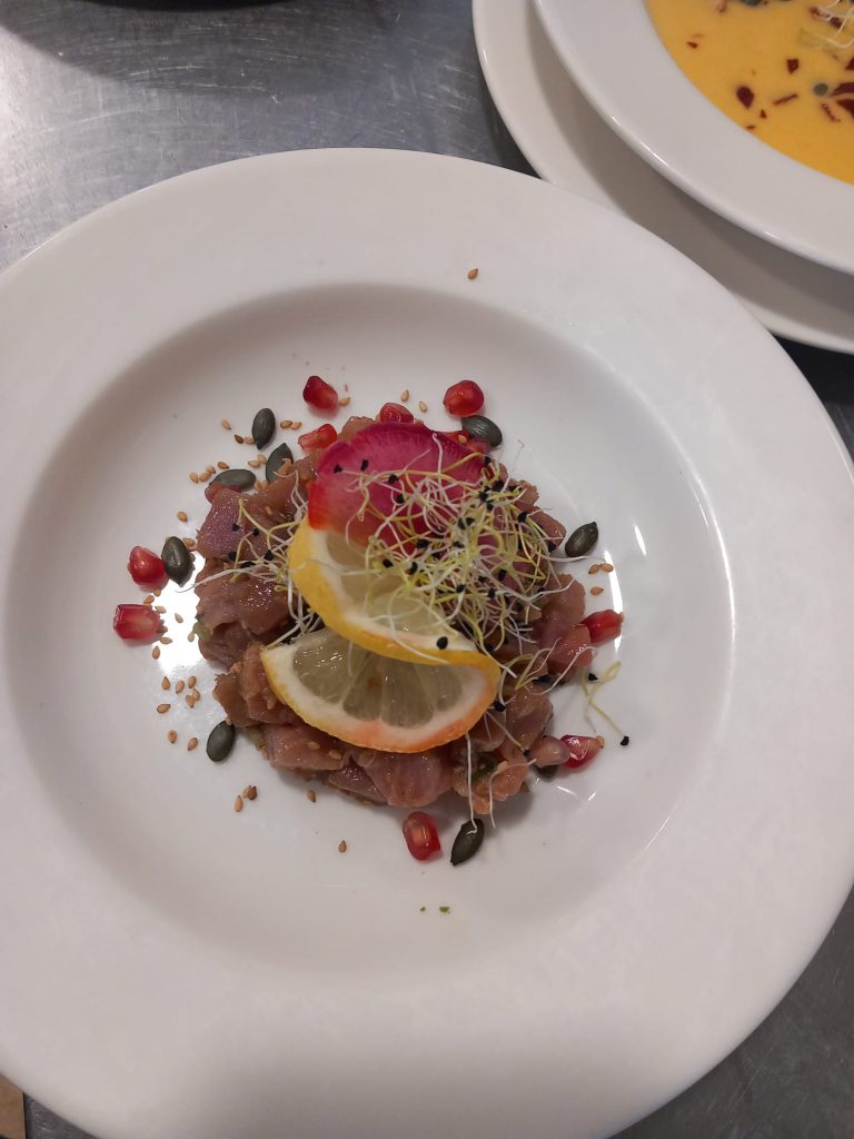 Tartare de thon à l'asiatique